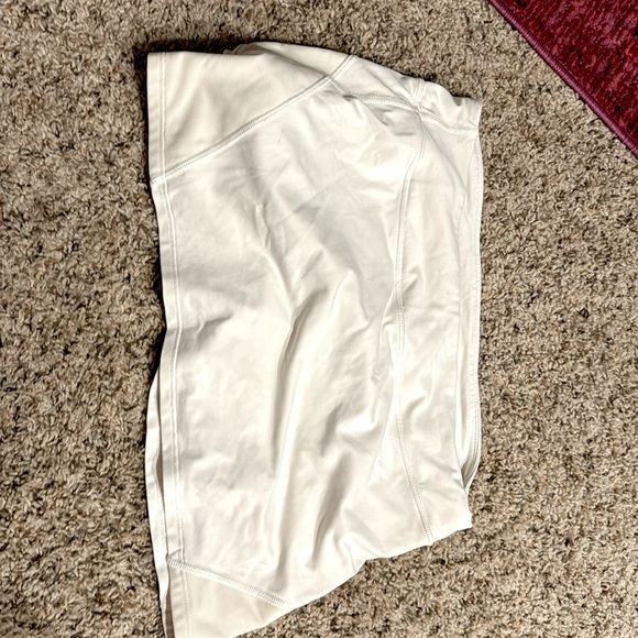 Lululemon tennis skirt - Picture 2 of 2